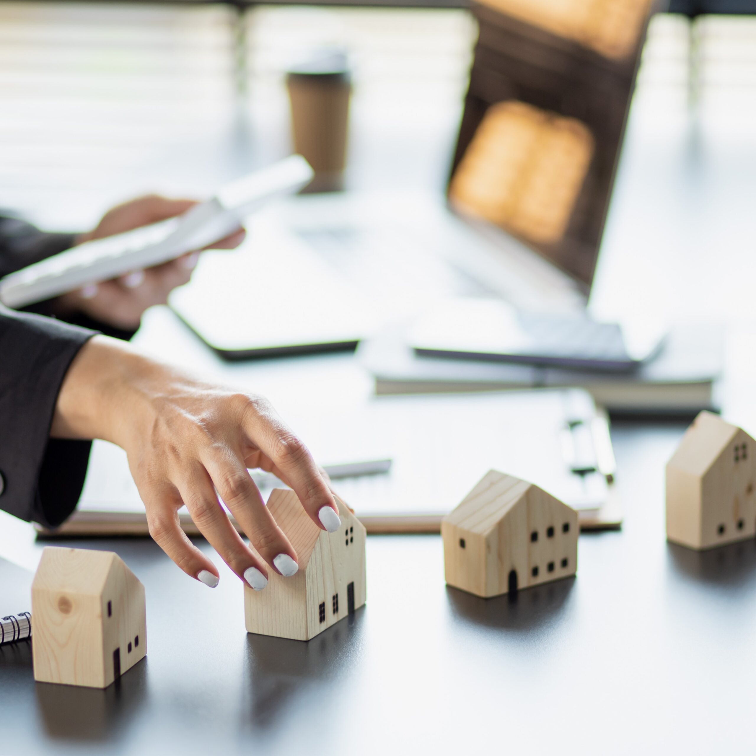 LendSure’s investment property loan programs provide brokers’ investor clientele with some of the best loan solutions in the non-QM market.